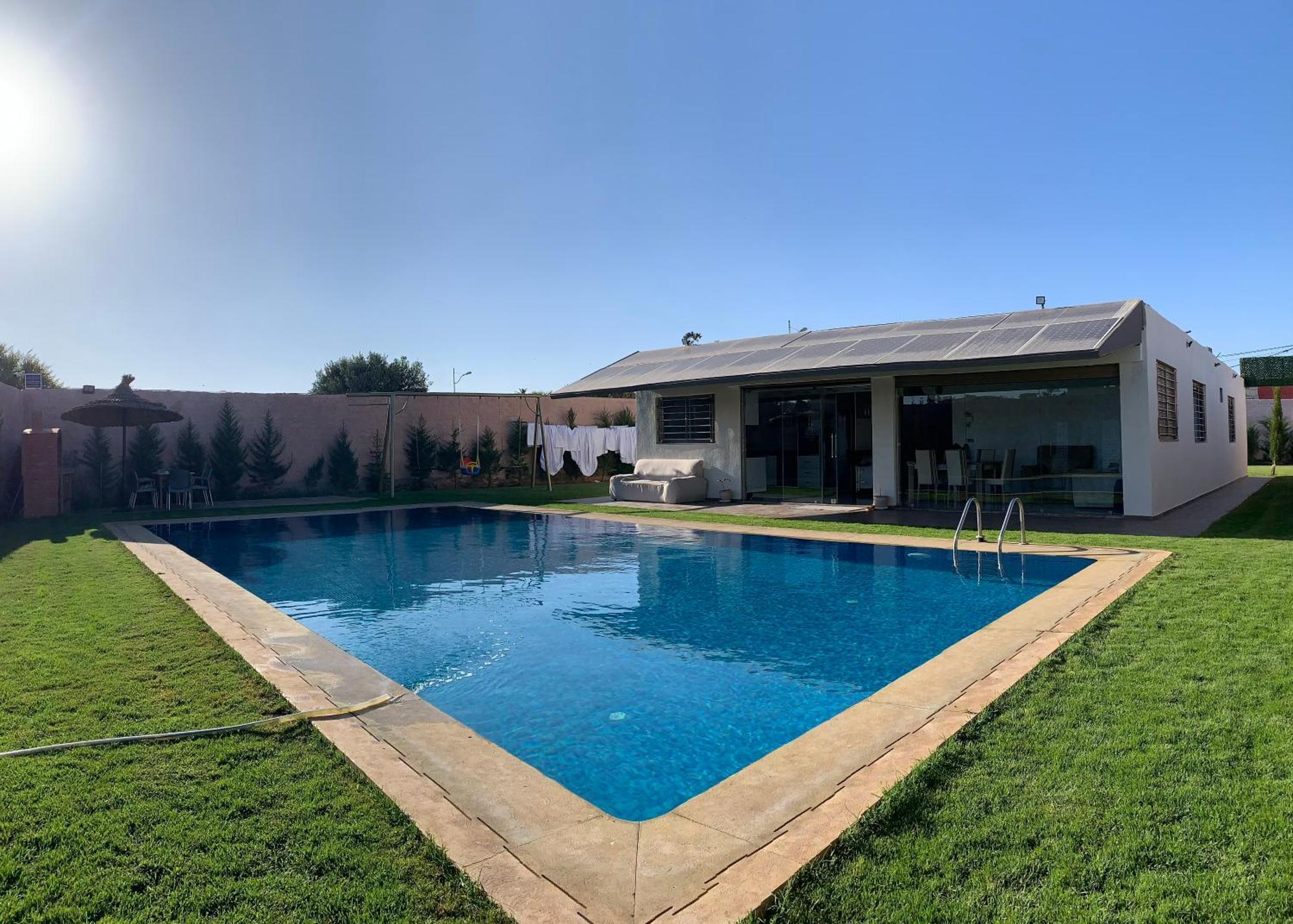 Villa Familiale Avec Piscine A Agadir Golf *