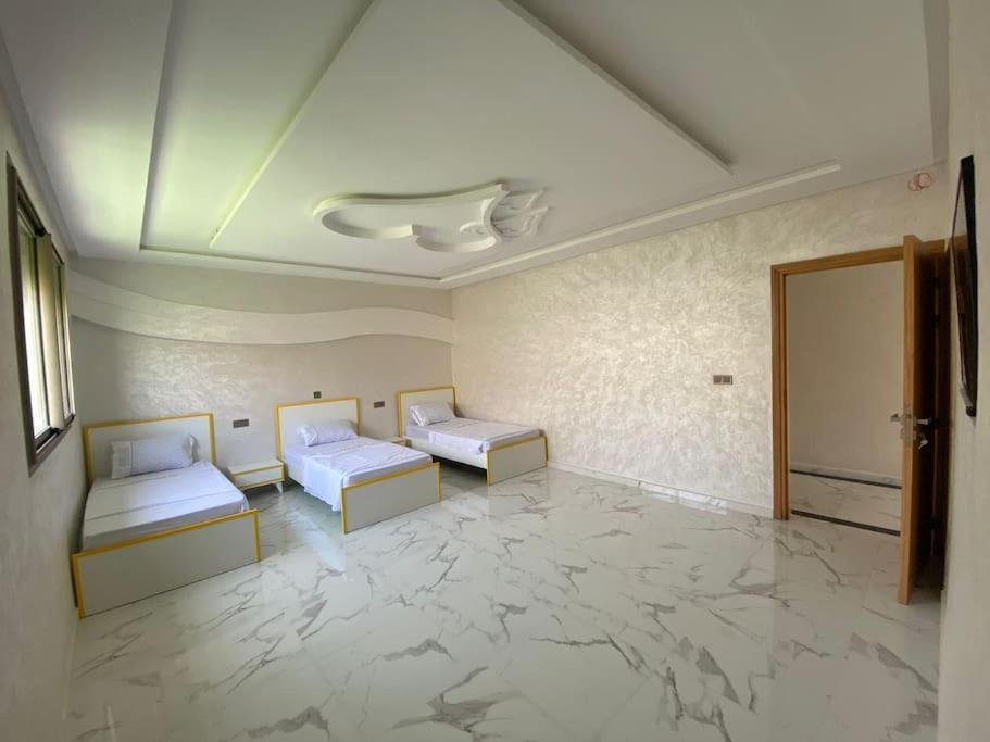Villa Familiale Avec Piscine A Golf *